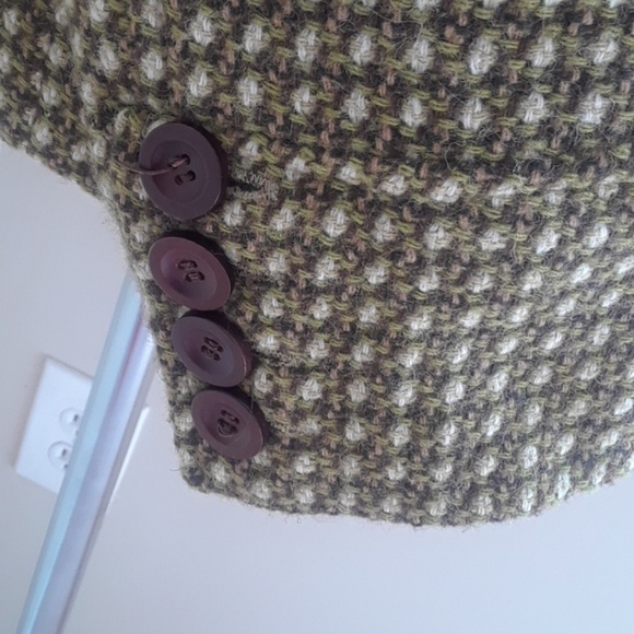 Jacket - Picture 3 of 6